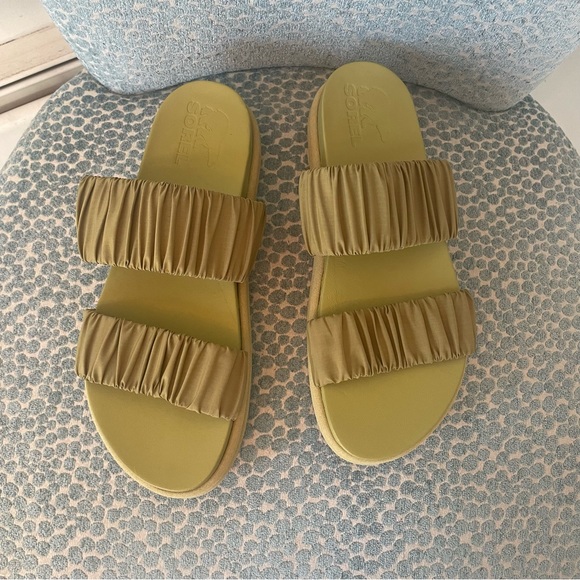 Sorel Roaming Two Strap Slide Sandal in Olive Green - 9 - Picture 7 of 7